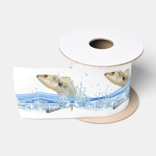 Große Fische, die einen Wasserfall verursachen Satinband