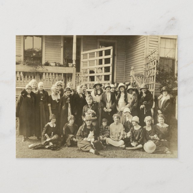 Große Gruppe Frauen-Foto der 1920er Jahre Postkarte (Vorderseite)