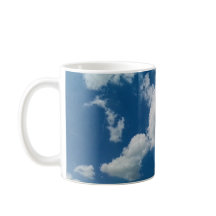 Große, lange Wolke
