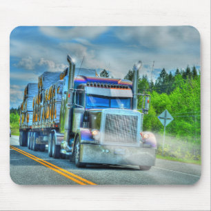 Große Lkw- und Autobahntechnik für Lkw-Liebhaber Mousepad