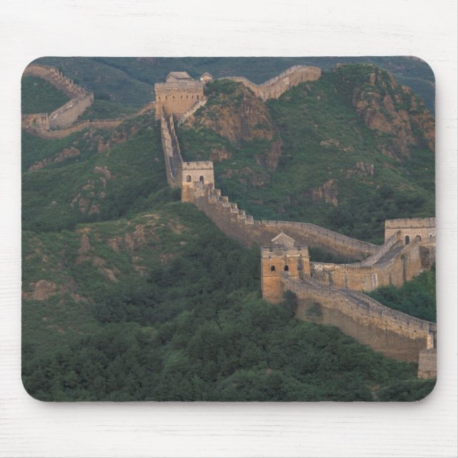 Große Mauer, die sich durch Berge zieht. Mousepad (Vorne)