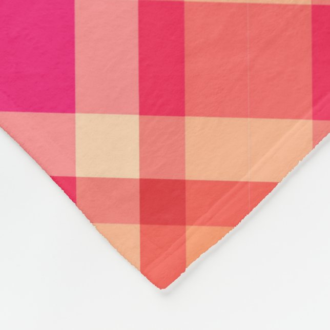 Große moderne Karierte, orangefarbene, korallenfar Fleecedecke (Ecke)