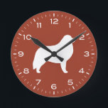 Große Pyrenäen Hunde Silhouette Runde Uhr<br><div class="desc">Eine lustige Wanduhr für die Zuhause oder das Büro. Ein originelles Geschenk für die Liebhaber der Pyrenäen. Karo in Jenn’s Doodle World für noch mehr dekorative Uhren und Hunde züchten thematische Wohngestaltung.</div>