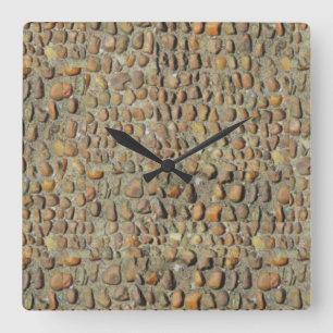 Große quadratische Wall Uhr mit großem steinigem B