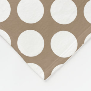 Große Retro-Punkte - weiß und taupbraun Fleecedecke
