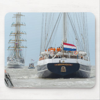 Große Schiffe Mousepad