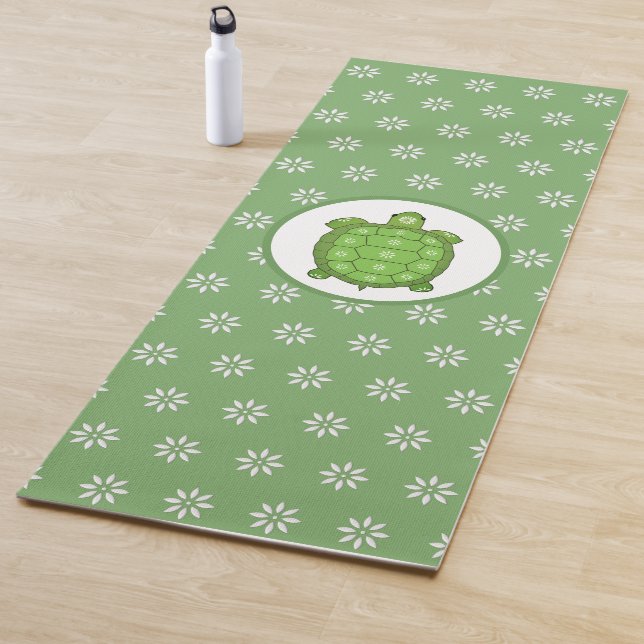 Große Schildkröten und weiße Blume auf Kalkgrün Yogamatte (Beispiel)