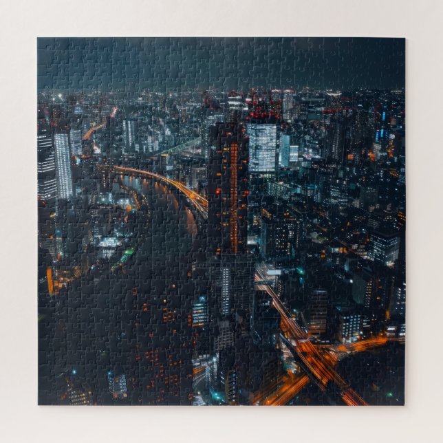 Große Stadt in der Nacht (Vertikal)