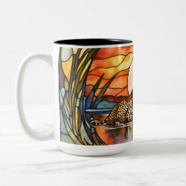 Große Tasse aus verklebtem Glas