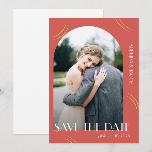 Große Typografie Vibraning Red Foto Wedding Save The Date (Vorne/Hinten)