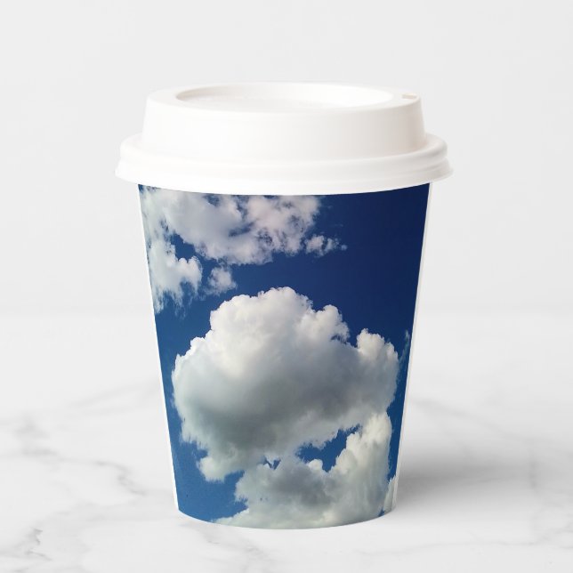 Große weiche Wolken Pappbecher (Vorderseite)