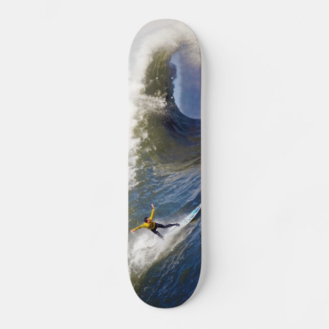 Große Welle an den Außenseitern, die Wettbewerb Skateboard (Vorderseite)