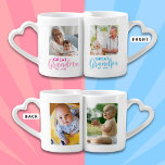 Großeltern Großkinder 4 FotoCollage Liebestassen<br><div class="desc">Machen Sie Ihren Urgroßeltern Tag mit unseren Enkeln 4 Foto Collage Coffee Tasse Set. Dieses einmalige und sentimentale Geschenk ermöglicht Ihnen, vier besondere Fotos Ihrer Enkel zu präsentieren, was es zum perfekten Geschenk für Urgroßmutter und Urgroßvater macht. Dieses Set in der Tasse ist mit einem individuell gestaltbaren Design, das das...</div>