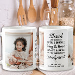 Großeltern Moderne Personalisierte 2 Fotos Kaffeetasse<br><div class="desc">Feiern Sie Ihre Großeltern mit einer maßgeschneiderten Foto Kaffee-Tasse. Diese einzigartige Großeltern zitieren Tasse, sei es Geburtstag, Großeltern oder Weihnachten. Wir hoffen, dass Ihr besonderes Geschenk für die Großeltern in den kommenden Jahren zu einem wertvollen Sake wird. . Zitat " Selig sind diejenigen, die Spoil & Snuggle, Hug & Hope,...</div>