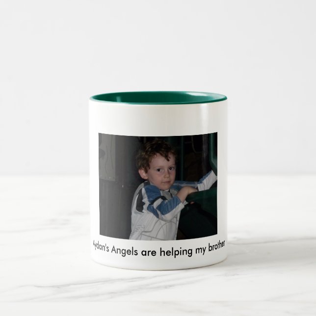 Großer Bruder-helfende Autismus-Erholungs-Kapital, Zweifarbige Tasse (Mittel)