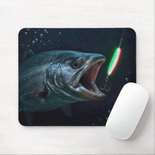 Großer Fisch mit Neonköder Mousepad