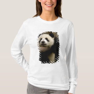 Großer Panda-Baby (Ailuropoda melanoleuca) T-Shirt