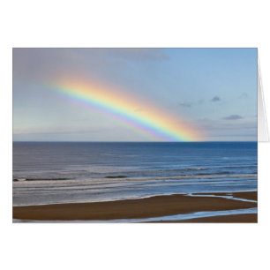 Großer Regenbogen über dem Pazifik bei