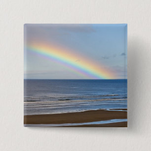 Großer Regenbogen über dem Pazifik bei Button