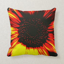 Großer Sonnenblumenkernkopf und -blätter Kissen
