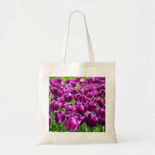 Grosses Feld lila Tulpen Tragetasche