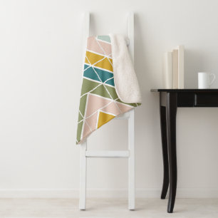 Grosses geometrisches Muster in Pastellertönen Sherpadecke