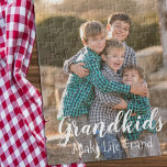 Großkinder machen das Leben großartig<br><div class="desc">Großkinder machen das Leben großartig: Puzzle für Familienmitglieder. Foto Credit Fotografy © Storytree Studios, Stanford, CA. Fotovorlage muss durch Ihr eigenes Foto ersetzt werden</div>