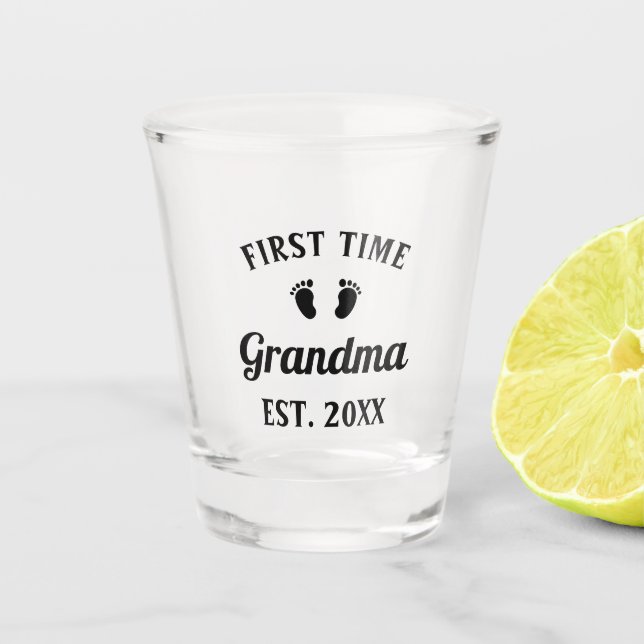 Großmutter Abuela Nonna Grammy Erstmaliges Grandma Schnapsglas (Vorderseite)