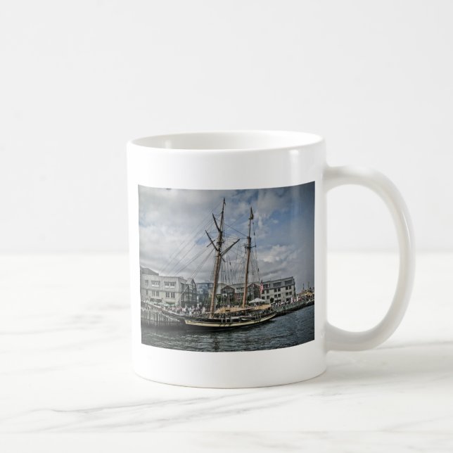Großschiff in Halifax Kaffeetasse (Rechts)