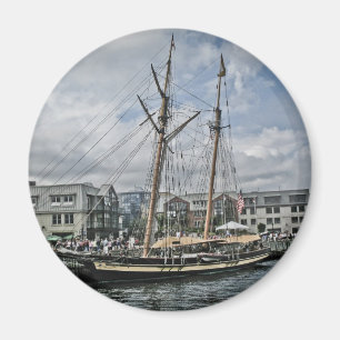 Großschiff in Halifax Magnet