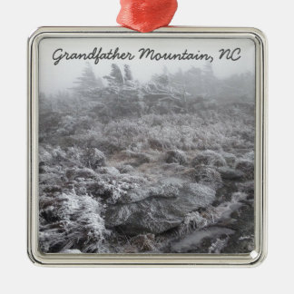 Großväterliche Gebirgsverzierung Silbernes Ornament