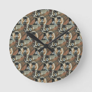 Groundhog Family Wall Clock, 20.3 cm Round Acrylic Runde Wanduhr