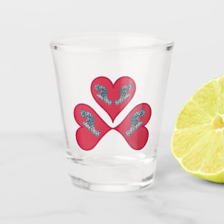 Grouper Zwillinge - Drei rote Herz Illustration | Schnapsglas