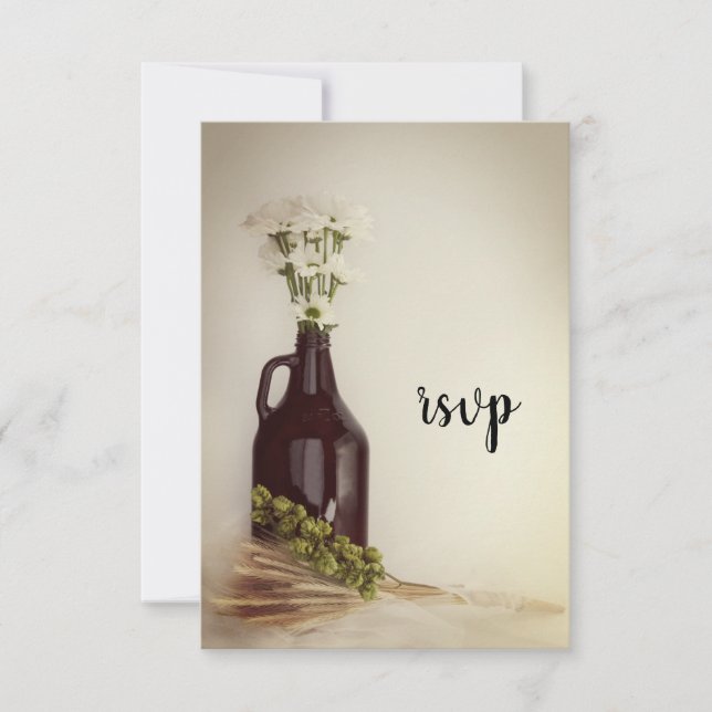Growler, Hops und Daisies Brewery Wedding RSVP Karte (Vorderseite)