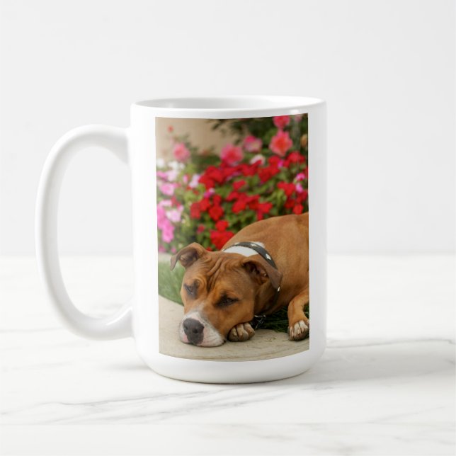 Gruben-Stier-Blumen-Tasse Kaffeetasse (Links)