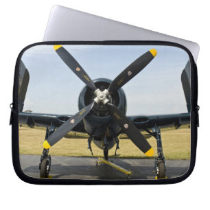 Grumman F8F Bearcat Marine-Trägerflugzeug auf dem Laptopschutzhülle