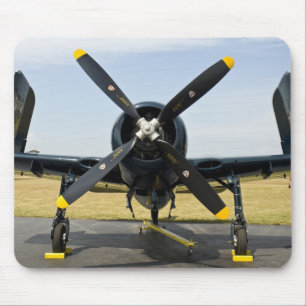 Grumman F8F Bearcat Marine-Trägerflugzeug auf dem Mousepad