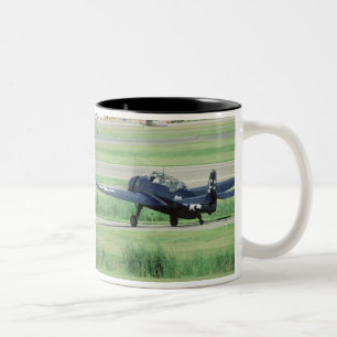 Grumman TBF/TBM Avenger Marine-Torpedobomber Zweifarbige Tasse