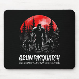 Grumpa Squatch Funny Bigfoot Vater Sasquatch Yeti Mousepad