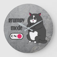 Grumpiger Modus bei lustiger, dicker Katze