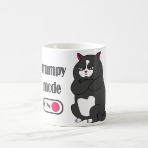 Grumpiger Modus bei lustiger, dicker Katze Kaffeetasse