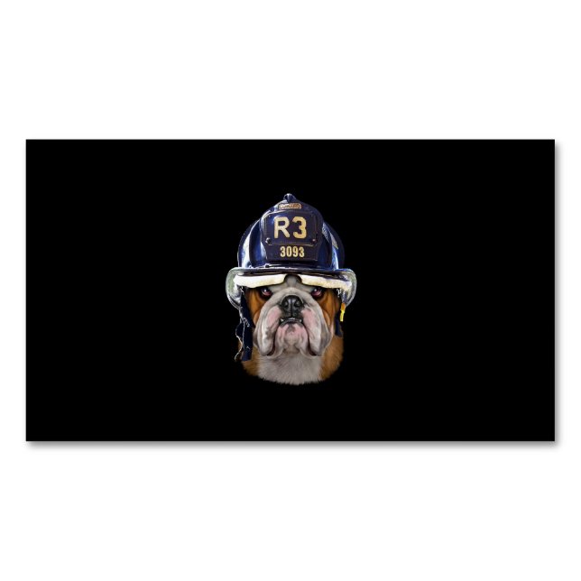 Grumpy English Bulldog Wear Firefighter Helm Magnetische Visitenkarte (Vorderseite)