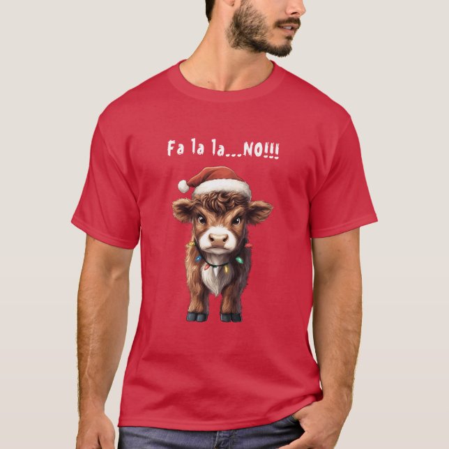 Grumpy Highland Cow Weihnachten T-Shirt (Vorderseite)