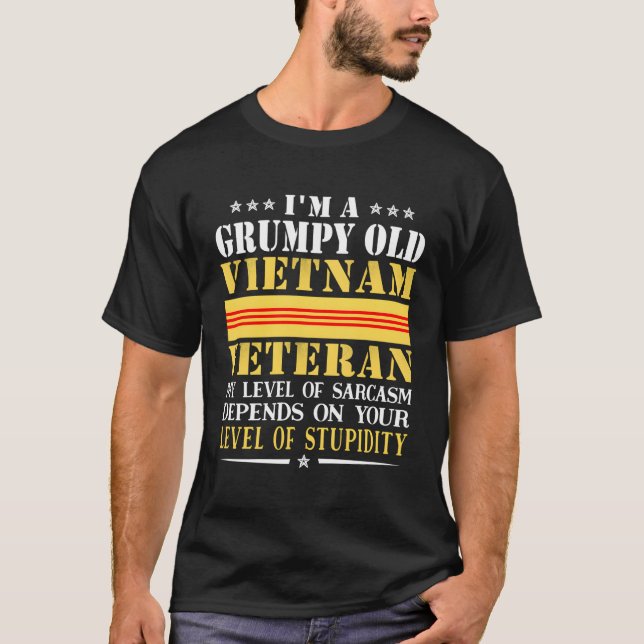 Grumpy Old Vietnam Veteranen T-Shirt (Vorderseite)