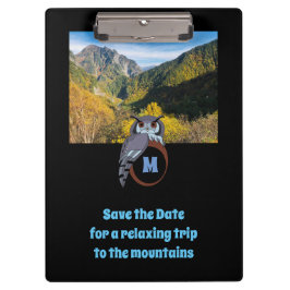 Grumpy Owl Nesting on Monogram Egal Foto Klemmbrett