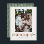 Grün farbige Weihnachtsfeiertage Vertical Single F Feiertagskarte<br><div class="desc">Diese farbenfrohe Weihnachts-Weihnachts-Foto-Weihnachtskarte ist perfekt für Ihren lustigen, kreativen, hellen Weihnachtsgrüßen. Es ist ein einzigartiger, spielerischer, moderner Schriftart in Rot, Boho Bräune und heller und dunkelgrüner Farbe, die für ein fröhliches, saisonales Ambiente sorgen. Wenn Sie Ihren Lieben den dunklen Winter mit niedlichem Feiertagsjubeln näher bringen wollen, haben Sie genau das...</div>