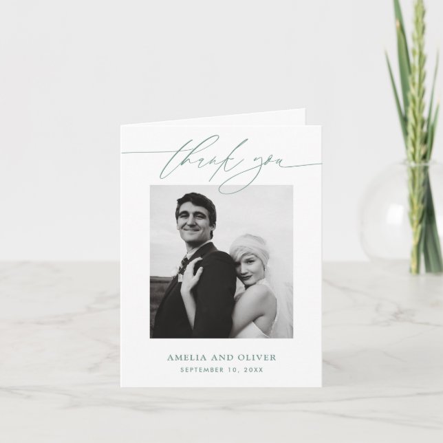 Grün Minimalistisches Skript-Foto Hochzeit Dankeskarte (Vorderseite)