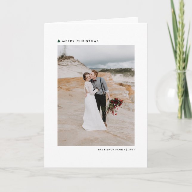 Grün Moderner Weihnachtsbaum Frohe Weihnachtszeit  Feiertagskarte (Vorderseite)