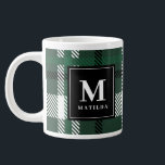 Grün-schwarz-karierter Karo Weihnachten Jumbo-Tasse<br><div class="desc">Grün-schwarz-karierter Karo Weihnachten. Mit Platz für Name und Initial.</div>