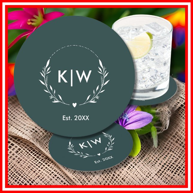 Grün und Weiß | Monogram für moderne Initials Runder Pappuntersetzer (Von Creator hochgeladen)